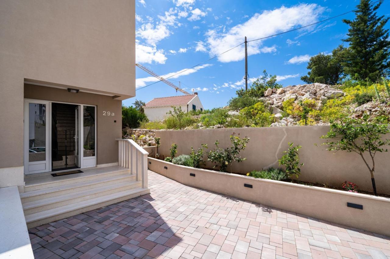 Apartments Villa Sofia ดูบรอฟนิก ภายนอก รูปภาพ